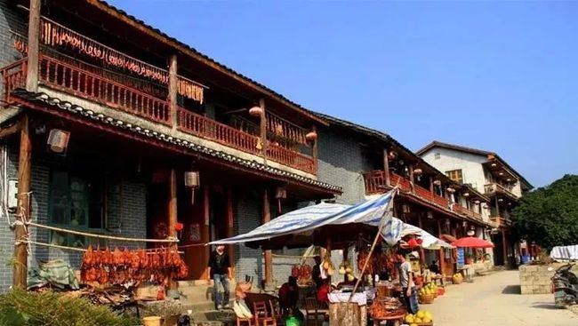 Strange ancient town floating on the water in China: Only traveling by boat, is a paradise for women who want to lose weight - Photo 11.