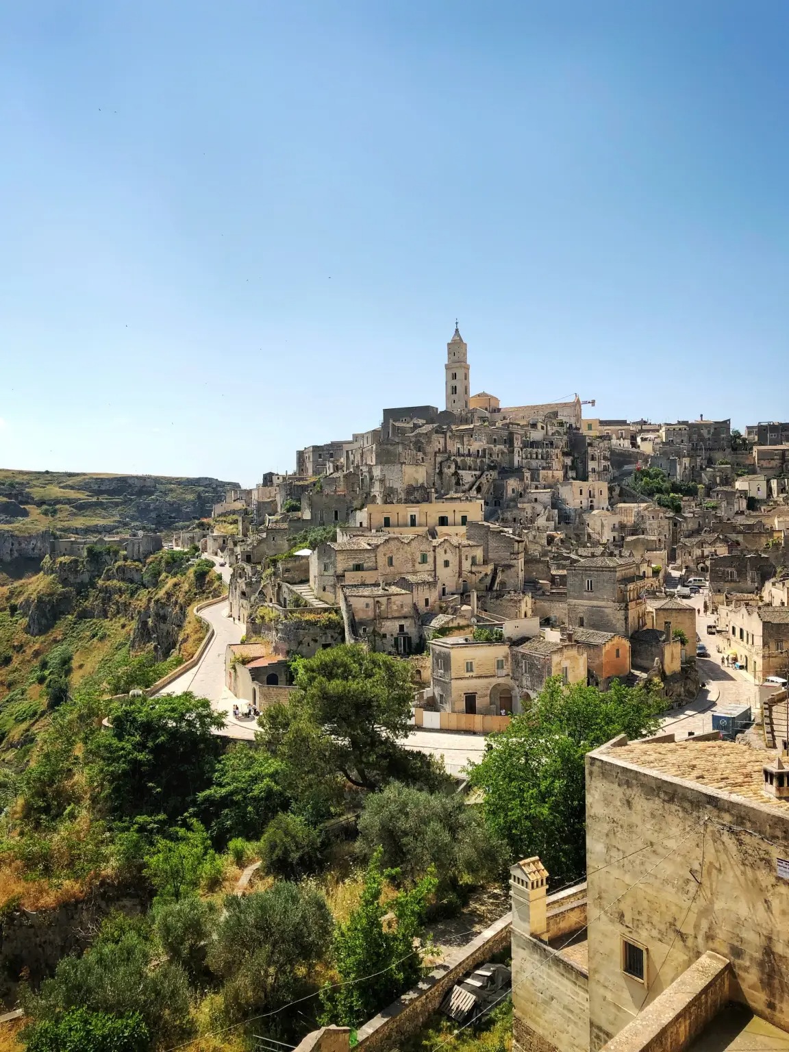 Lost in the strange 9,000-year-old ancient city in Italy and unique in the world - Photo 6.