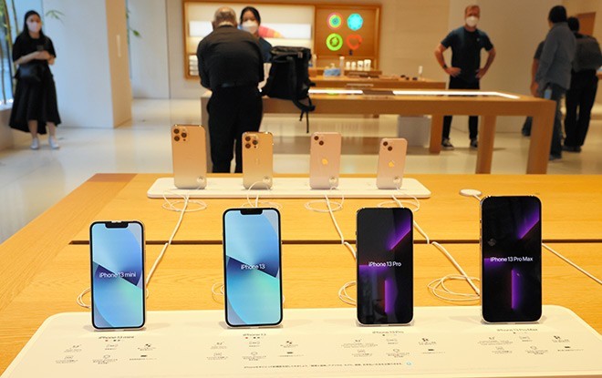 Apple bất ngờ tăng giá iPhone và iPad tại Nhật - Ảnh 1.