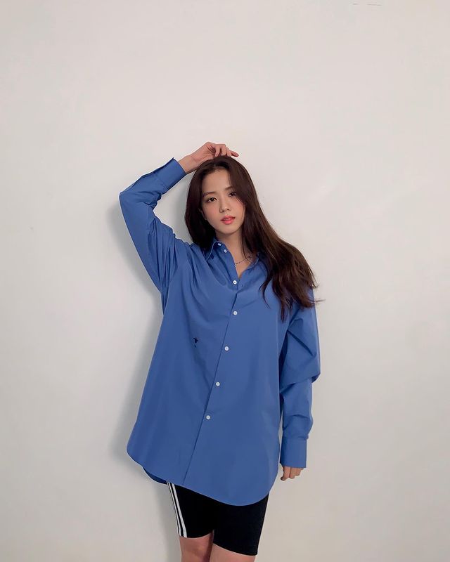 Gu thời trang đời thường của Jisoo (BLACKPINK): phối đồ siêu đơn giản như nhưng vẫn đẹp xuất sắc - Ảnh 8.