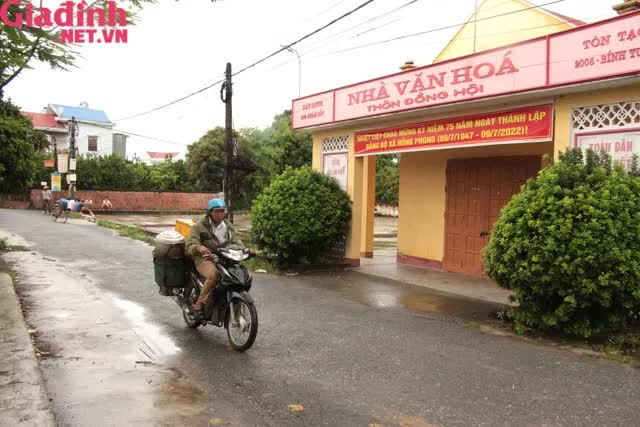 Vụ nam sinh lớp 10 bị đánh tử vong: Tang thương bao trùm làng quê - Ảnh 1.