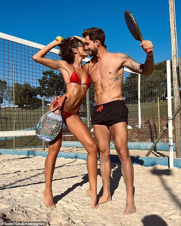 Siêu mẫu Izabel Goulart khoe body nóng bỏng nghẹt thở với bikini - Ảnh 5.