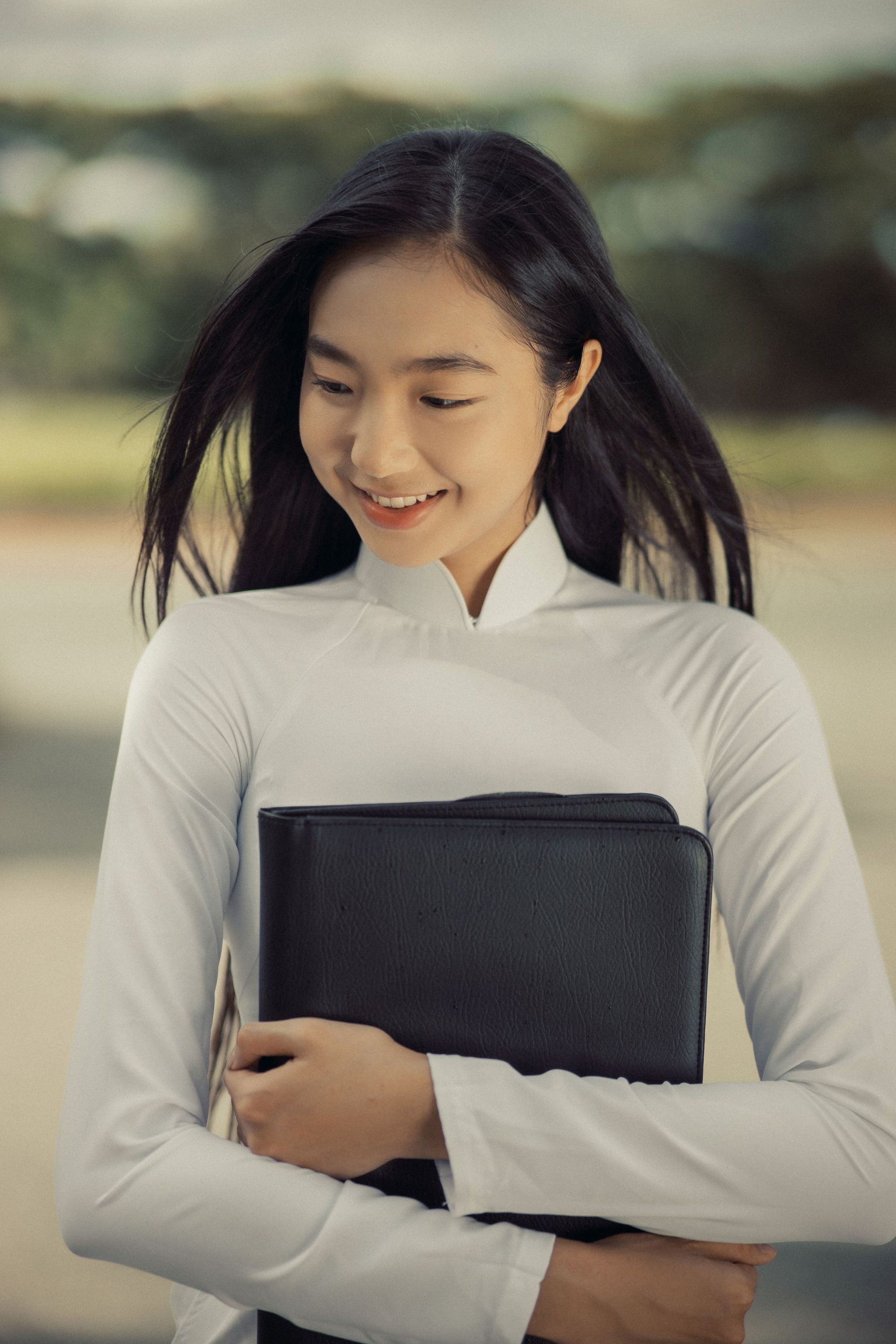 Nữ TikToker xinh như hoa hậu hút triệu view chỉ nhờ nói tiếng Anh: Vốn ngoại ngữ của mình từng như một tờ giấy trắng! - Ảnh 5. Nữ TikToker xinh như hoa hậu hút triệu view chỉ nhờ nói tiếng Anh: Vốn ngoại ngữ của mình từng như một tờ giấy trắng! - Ảnh 5.