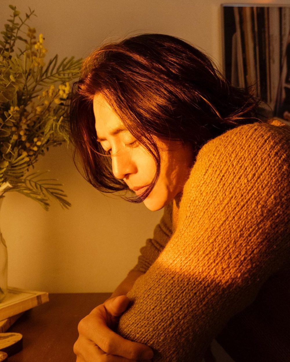 Tài tử đời tư sạch nhất làng giải trí: Người duy nhất có nhan sắc đánh bại Kang Dong Won, U50 vẫn đẹp đến nao lòng - Ảnh 5. Tài tử đời tư sạch nhất làng giải trí: Người duy nhất có nhan sắc đánh bại Kang Dong Won, U50 vẫn đẹp đến nao lòng - Ảnh 5.