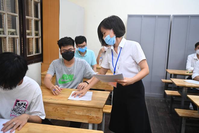NÓNG: TP. Đà Nẵng sẽ xử lý thí sinh làm lộ đề thi môn Toán kỳ thi tốt nghiệp THPT 2022 - Ảnh 1.