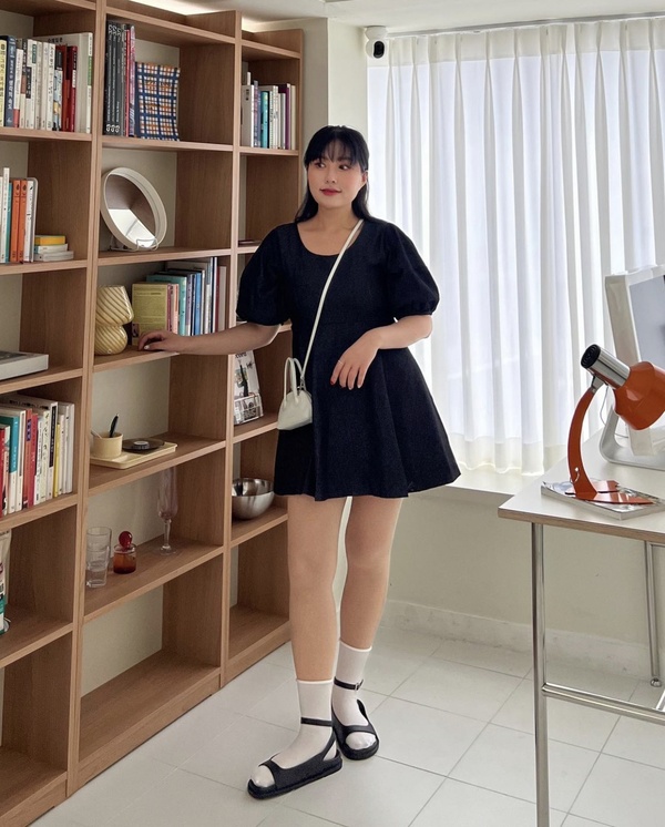 Kho&aacute;c một bộ đồ mất lu&ocirc;n bụng mỡ sồ sề - Ảnh 9.