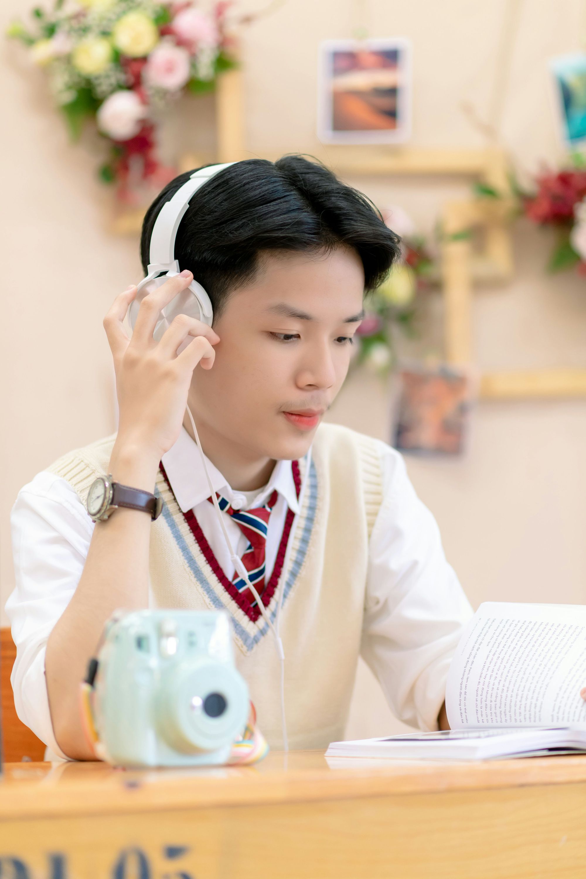 Nam sinh 2k4 th&agrave;nh c&ocirc;ng giật học bổng 2,4 tỷ của VinUni chỉ sau 1 th&aacute;ng chuẩn bị: B&agrave;i luận về trẻ em khuyết tật g&acirc;y x&uacute;c động mạnh - Ảnh 3.