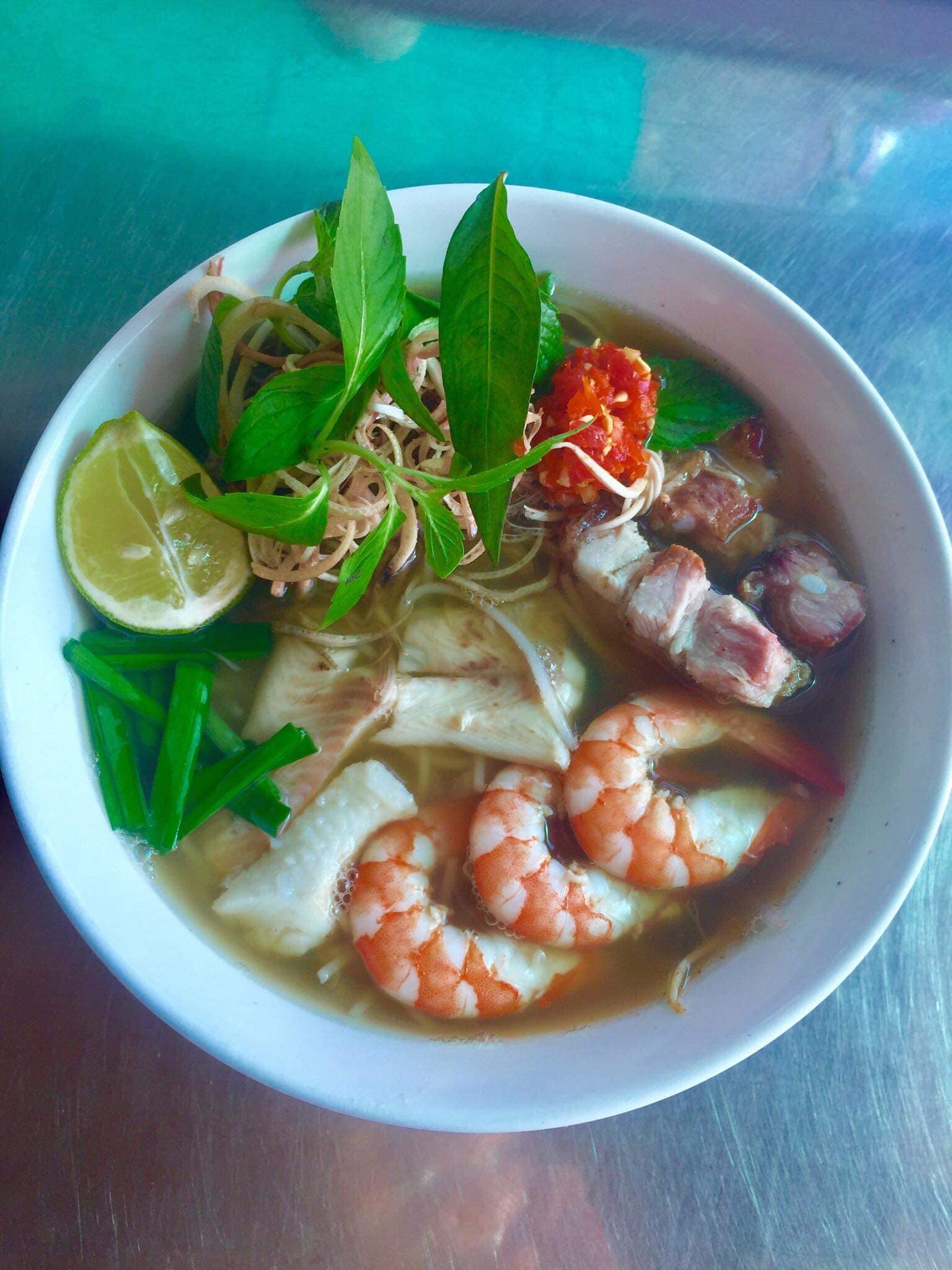 B&uacute;n nước l&egrave;o - một đặc sản quen thuộc của c&aacute;c tỉnh miền T&acirc;y nhưng vẫn bị nhiều người lầm tưởng l&agrave; b&uacute;n mắm - Ảnh 6.