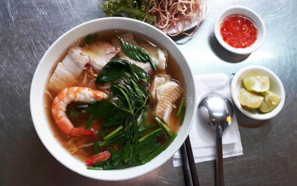 B&uacute;n nước l&egrave;o - một đặc sản quen thuộc của c&aacute;c tỉnh miền T&acirc;y nhưng vẫn bị nhiều người lầm tưởng l&agrave; b&uacute;n mắm - Ảnh 8.