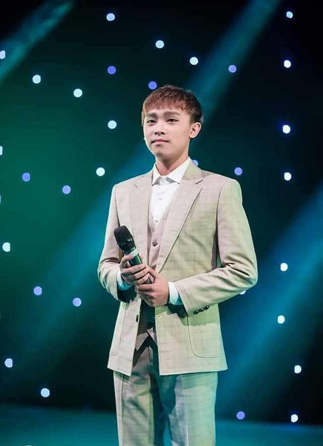 Ba qu&aacute;n qu&acirc;n cuộc thi &acirc;m nhạc nh&iacute; vướng ồn &agrave;o đời tư - Ảnh 9.