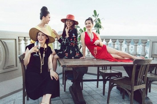 Cuộc sống viên mãn của doanh nhân - Hoa hậu Hà Kiều Anh trong các cơ ngơi hàng trăm tỉ đồng - Ảnh 16.