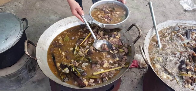 Thắng cố Bắc H&agrave;: Hơn 200 năm tuổi vẫn hấp dẫn như thuở mới quen - Ảnh 6.