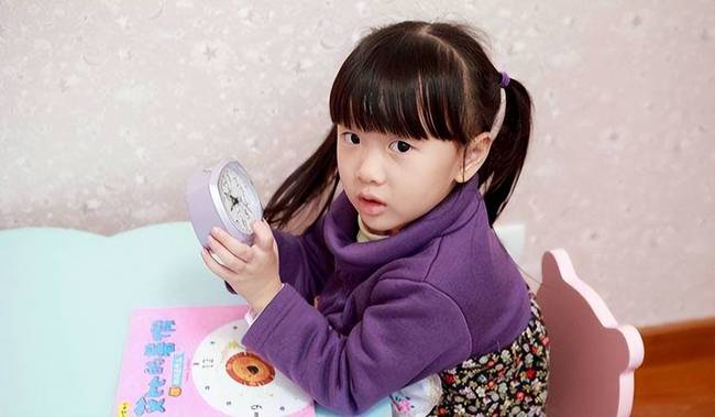 Giáo viên Tiểu học nhắn gửi: Trước khi vào lớp 1, cha mẹ rèn cho con 5 THÓI QUEN này, đảm bảo con càng học lên cao càng bộc lộ tài năng - Ảnh 2. Giáo viên Tiểu học nhắn gửi: Trước khi vào lớp 1, cha mẹ rèn cho con 5 THÓI QUEN này, đảm bảo con càng học lên cao càng bộc lộ tài năng - Ảnh 2.