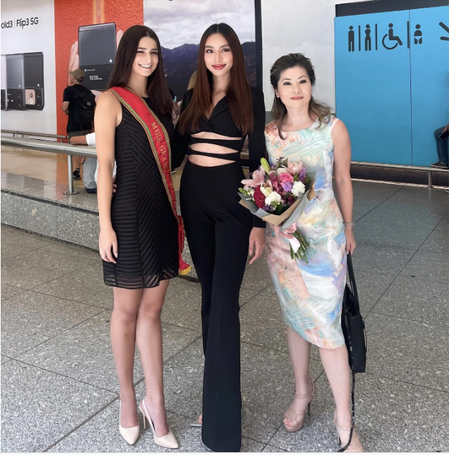 Thùy Tiên khoe thần thái quyền lực với jumpsuit cut-out nóng bỏng ở Bồ Đào Nha - Ảnh 5.
