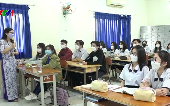 TP Hồ Chí Minh sẽ không tăng các khoản thu dịch vụ giáo dục năm học mới - Ảnh 1.