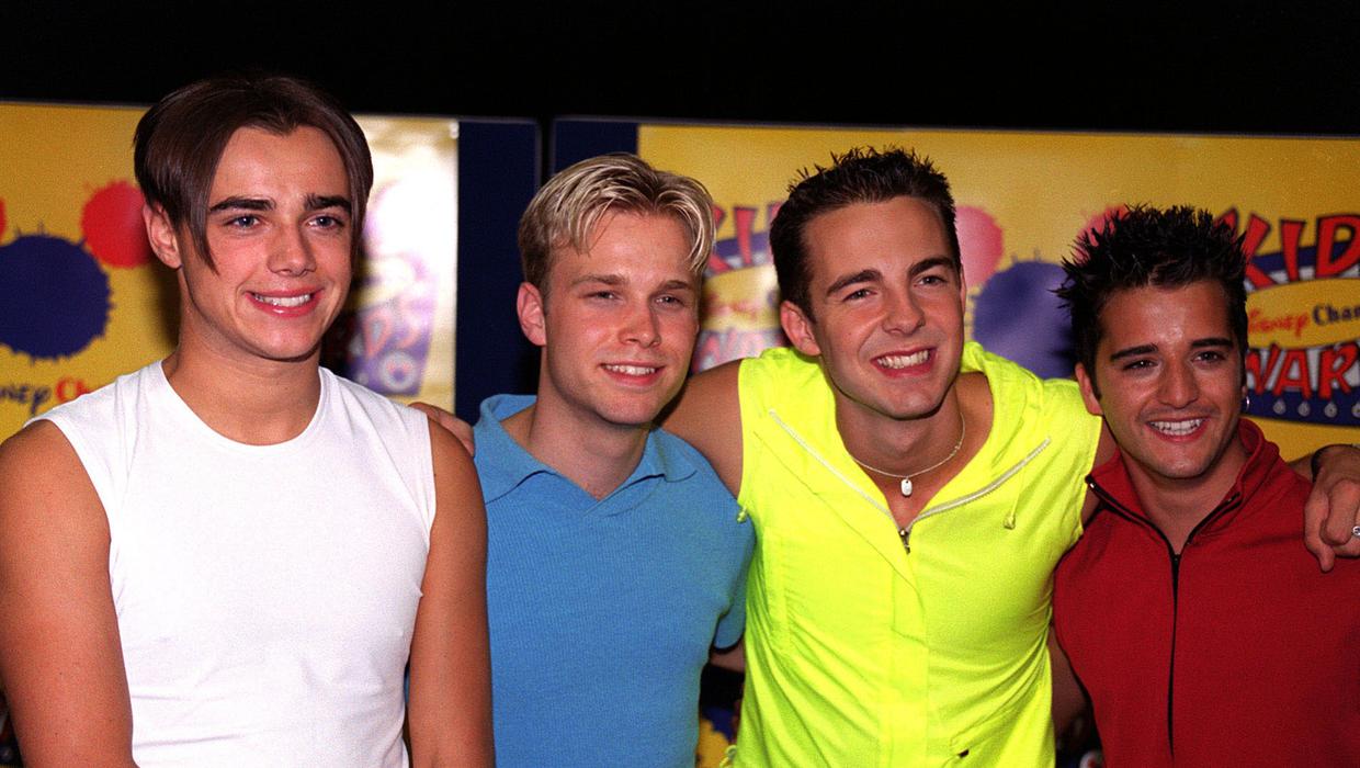 Nhóm nhạc nam A1 đình đám một thời: Chúng tôi nghe nhạc BTS trên radio suốt - Ảnh 7. Nhóm nhạc nam A1 đình đám một thời: Chúng tôi nghe nhạc BTS trên radio suốt - Ảnh 7.