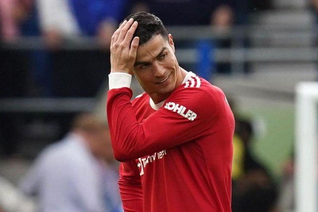  Atletico khăng khăng từ chối, siêu cò Mendes vẫn nài nỉ, xui đuổi người để lấy chỗ cho Ronaldo  - Ảnh 1.