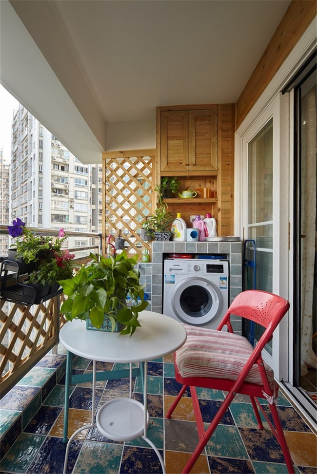 Tận dụng ban công để máy giặt, giải pháp hay cho những người ở nhà chung cư - Ảnh 9.