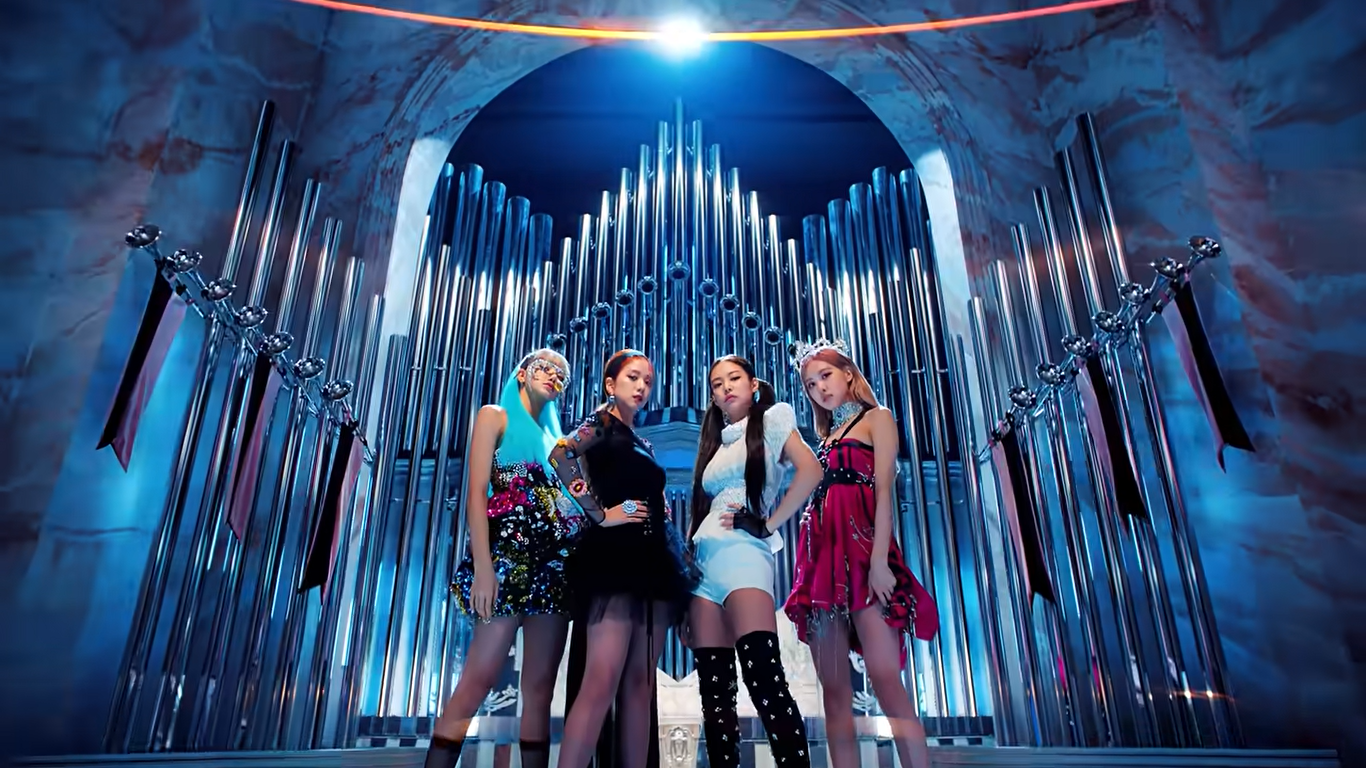 Nhặt sạn 9 MV Kpop đố ai nhận ra: Jennie (BLACKPINK) đổi màu, SNSD sai tên mà còn mắc lỗi vũ đạo! - Ảnh 11. Nhặt sạn 9 MV Kpop đố ai nhận ra: Jennie (BLACKPINK) đổi màu, SNSD sai tên mà còn mắc lỗi vũ đạo! - Ảnh 11.