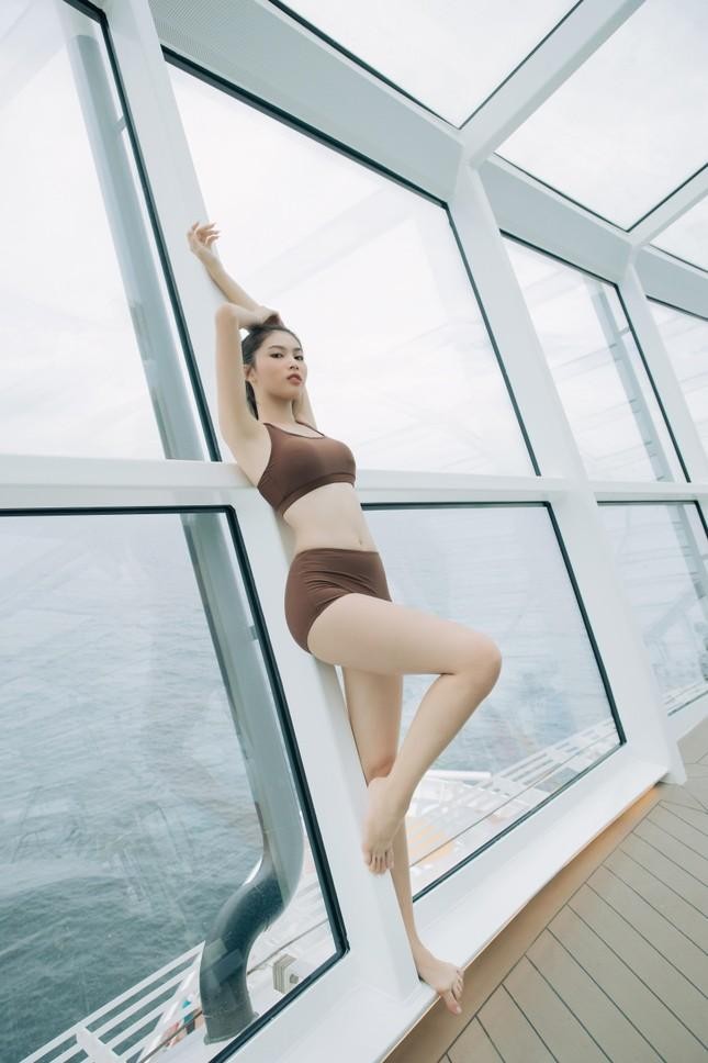 Top 3 HHVN 2020 đọ dáng với bikini: Ngọc Thảo cực sexy, Đỗ Thị Hà nuột nà với đôi chân thẳng tắp - Ảnh 11.