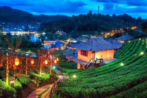 Vẻ đẹp thơ mộng đến nao lòng của cổ trấn tại Mae Hong Son, thiên đường ẩn mình xứ chùa Vàng - Ảnh 7.