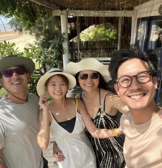 Quốc bảo Th&aacute;i Lan Weir g&acirc;y sốc khi cưới t&igrave;nh mới - Ảnh 4.