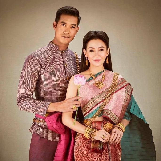 Quốc bảo Th&aacute;i Lan Weir g&acirc;y sốc khi cưới t&igrave;nh mới - Ảnh 5.