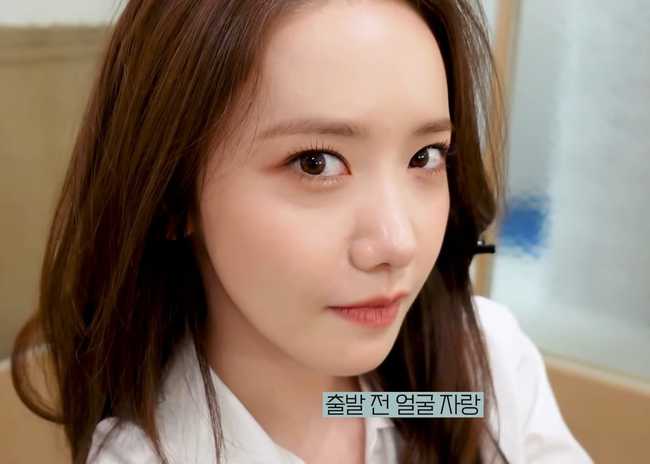 Làn da tuổi 30+ láng mịn, không tỳ vết của Yoona nhờ cả vào bước làm sạch và dưỡng ẩm mỗi ngày - Ảnh 4.