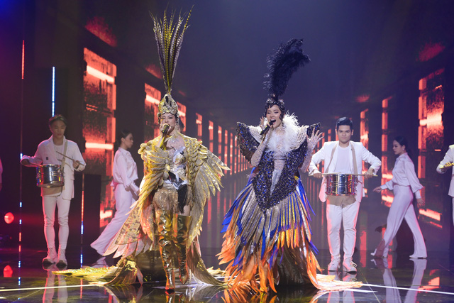 H&aacute;t b&ugrave;ng nổ, Ho&agrave;ng Th&ugrave;y gi&agrave;nh ng&ocirc;i &Aacute; qu&acirc;n Trời sinh một cặp - Ảnh 5.