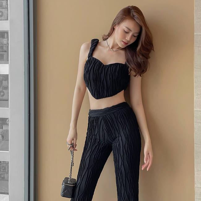 Diện crop top tài tình như sao Việt với 12 cách phối đồ sành điệu, hack dáng tối ưu - Ảnh 4.