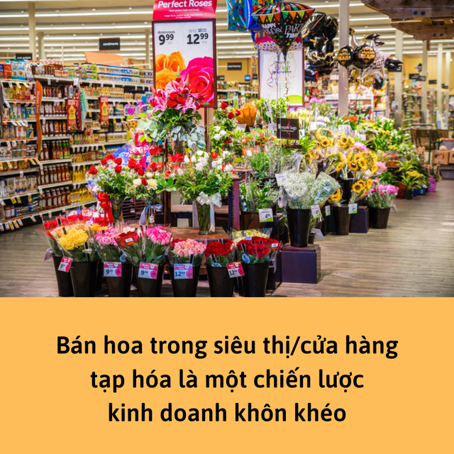 Chiến thuật marketing sau việc cửa hàng tạp hóa, siêu thị đua nhau bán hoa  - Ảnh 1.