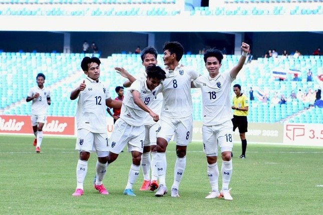 Giải mã Myanmar, U19 Thái Lan chiếm ngôi đầu - Ảnh 2.