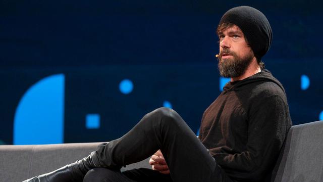 Dalio, Bill Gates và Jack Dorsey bắt đầu sự nghiệp của họ trước khi bước sang tuổi 15, và giờ họ đều là tỷ phú: Biết kiếm tiền càng sớm, tương lai càng ung dung! - Ảnh 4.