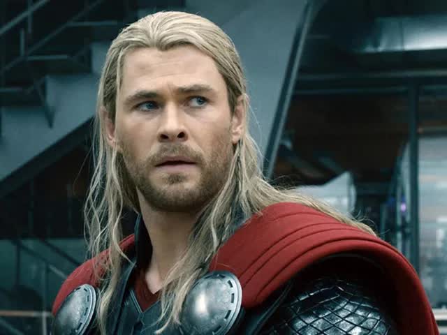 Chris Hemsworth xúc động nhìn lại chặng đường đồng hành với vai diễn Thần Sấm - Ảnh 1.