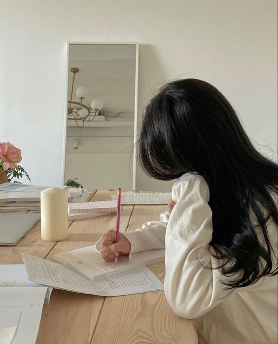 &ldquo;Lương dưới 10 triệu th&igrave; sống thế n&agrave;o&rdquo;: C&oacute; người chấp nhận, người kh&ocirc;ng ngừng tiến l&ecirc;n - Ảnh 1.