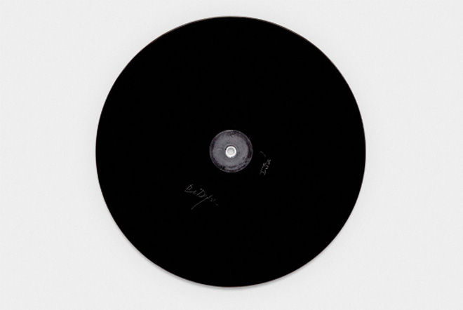 Đĩa của Bob Dylan được b&aacute;n với gi&aacute; 1,77 triệu USD trong cuộc đấu gi&aacute; - Ảnh 2.