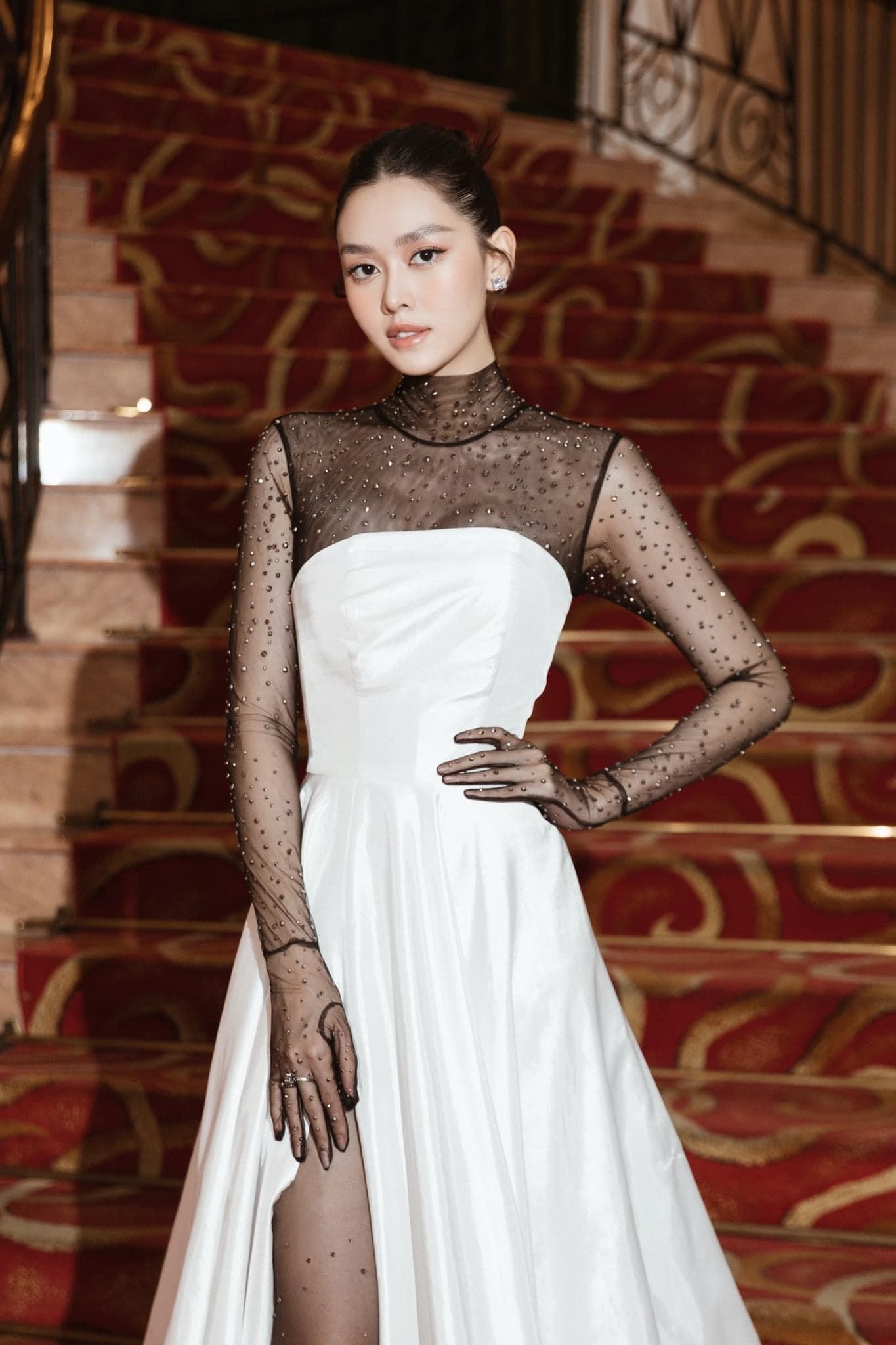 Minh Tú mặc váy hở bạo khoe eo thon sexy, Kim Duyên diện váy cut-out lạ mắt ở Hoa hậu Siêu quốc gia - Ảnh 5.