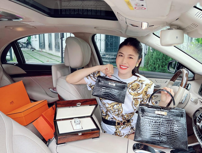 Quà sinh nhật của bà xã Đăng Khôi: Chồng chi mạnh tay tặng hai chiếc túi Hermès tiền tỉ - Ảnh 5.