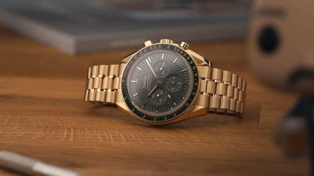  9 mẫu đồng hồ đặc trưng nhất quý ông nên sở hữu: Chiếc đắt nhất có giá vài tỷ đồng lại không phải Rolex  - Ảnh 9.