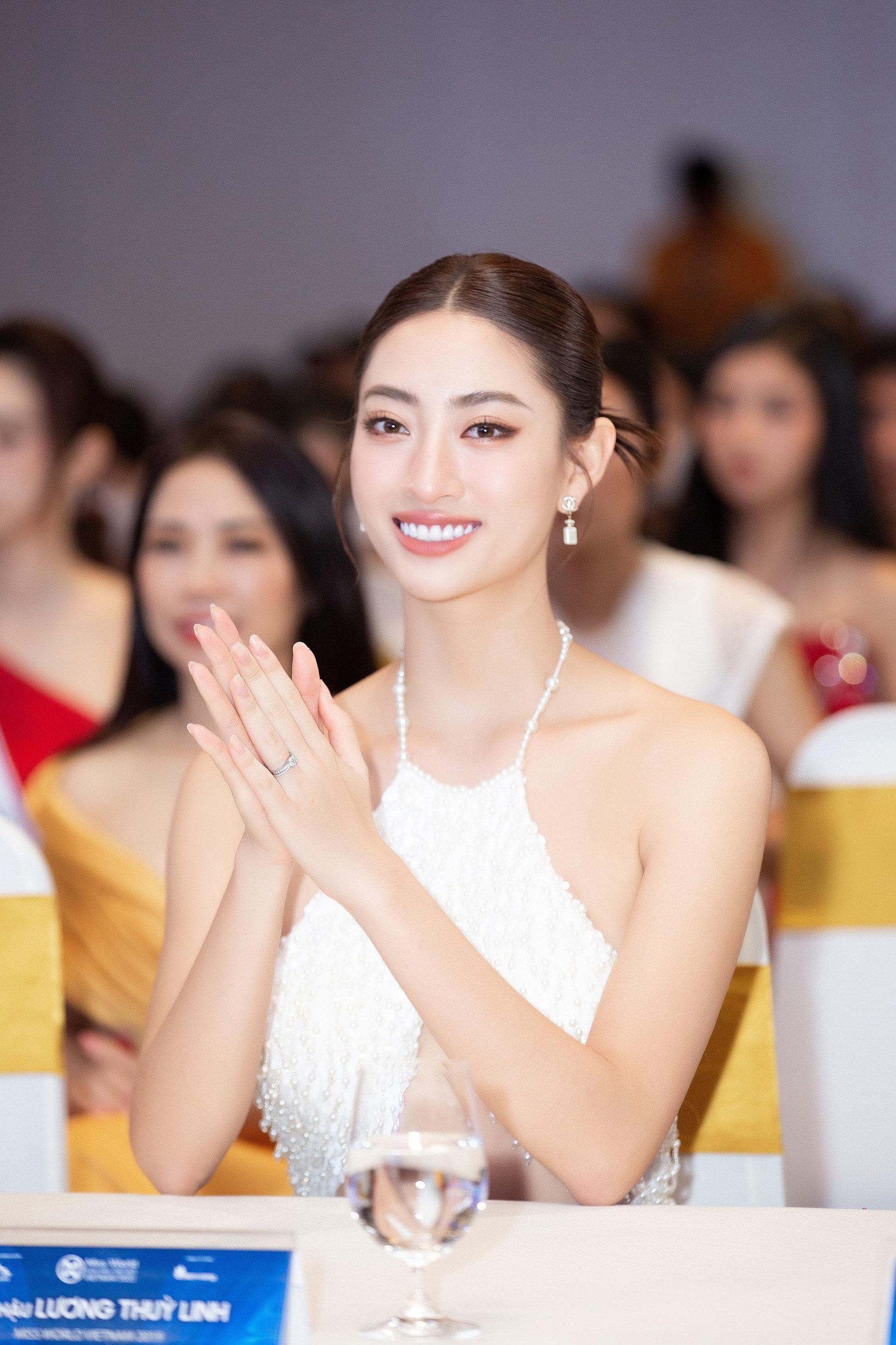 Nhan sắc xinh đẹp hút hồn của top 3 Miss World Vietnam 2022 tại sự kiện đầu tiên sau đăng quang - Ảnh 7.