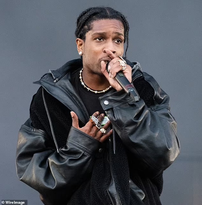 Rapper A$AP Rocky bị buộc tội tấn công bằng súng