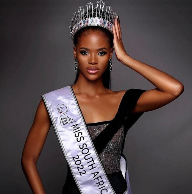 Tân Hoa hậu Nam Phi phải gánh vác trọng trách cực lớn, đại diện quốc gia tham dự 3 cuộc thi quốc tế - Ảnh 2.