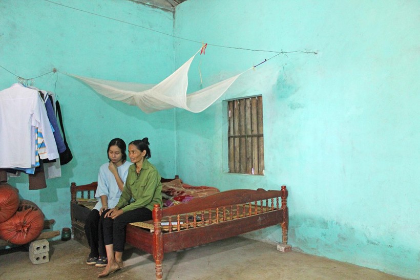 Chông chênh đường tới đại học của nữ sinh dân tộc Mường đạt 29,25 điểm - Ảnh 2. Chông chênh đường tới đại học của nữ sinh dân tộc Mường đạt 29,25 điểm - Ảnh 2.