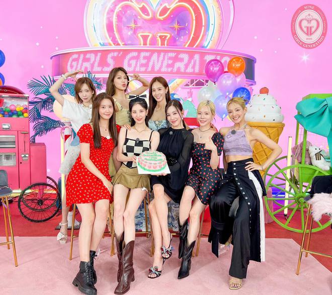 Vì sao nói SNSD mãi mãi là nhóm nhạc nữ số 1 Kpop? - Ảnh 20.