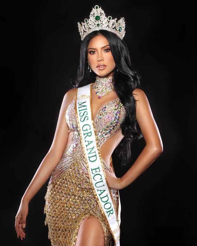 Người đẹp từng được Thuỳ Tiên trao vương miện Miss Grand Ecuador 2022 bất ngờ từ bỏ danh hiệu - Ảnh 4.
