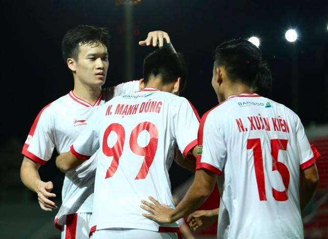 Viettel giành chiến thắng, mang lại niềm vui cho... Hà Nội FC - Ảnh 1.