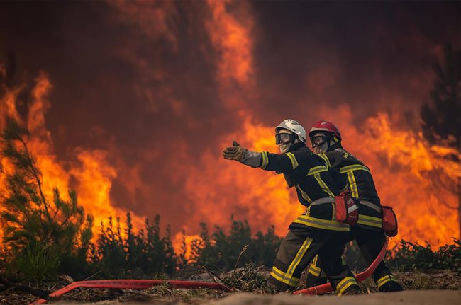 Giải mã: Vì sao châu Âu hóa hỏa ngục, phải chăng con người đang trả giá cho hành động của chính mình? - Ảnh 1.