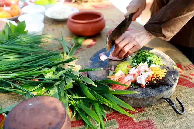 Chả rươi ai cũng biết, nhưng rươi vần niêu đất đậm đà vị quê ở Hải Dương có mấy ai hay? - Ảnh 2.