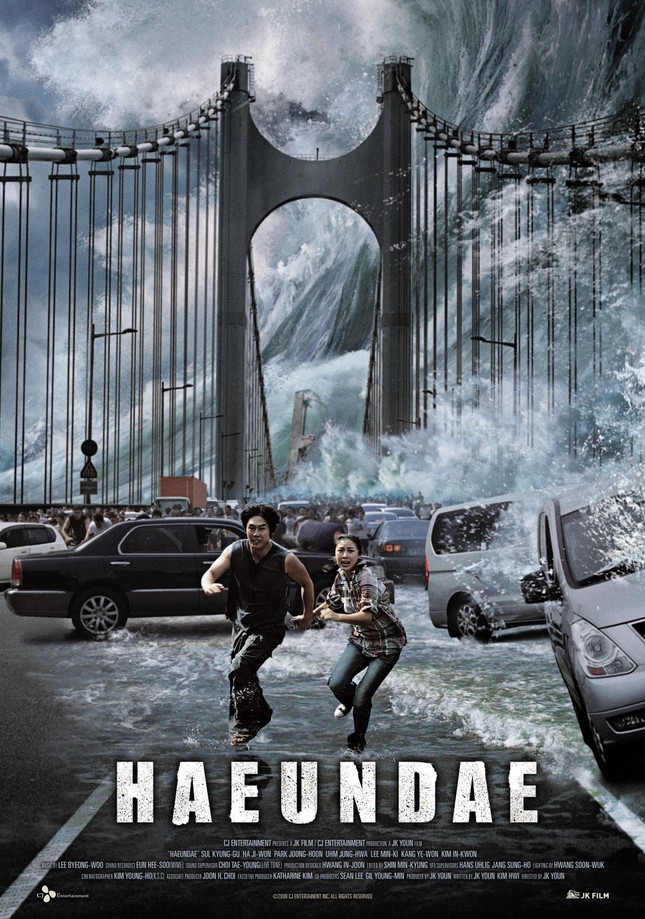 Why are Korean disaster movies always so successful, thanks to top-notch effects or touching content?  - Photo 1.