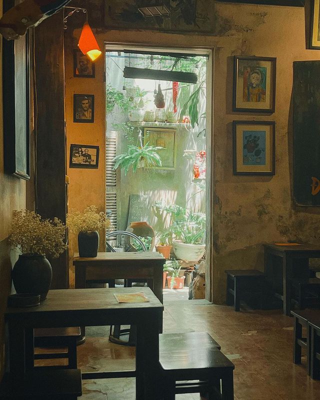 4 quán cà phê nhuốm màu thời gian khiến nhiều người cứ đến là nhớ đến một Hà Nội xưa rất xưa - Ảnh 9.